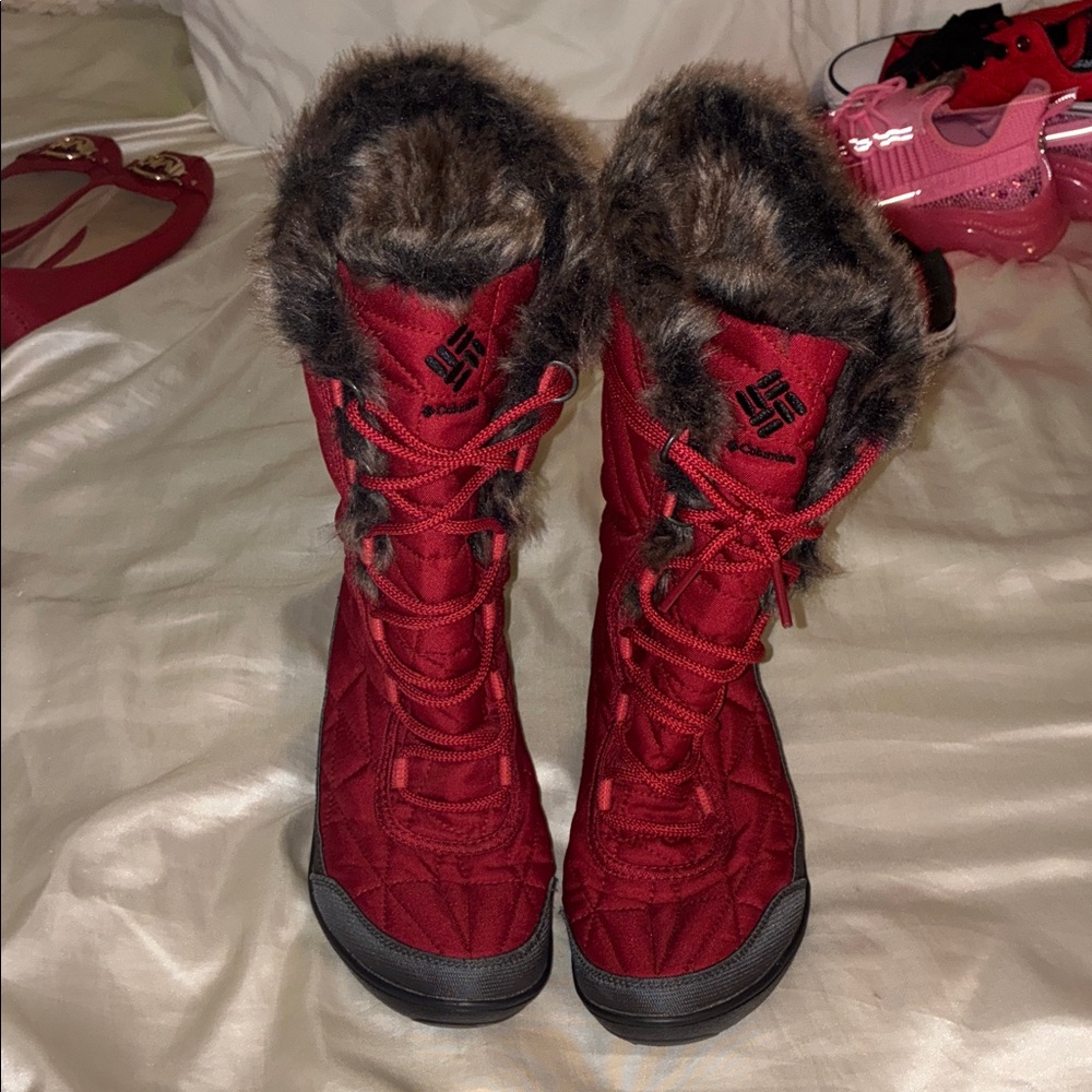 *New *Columbia Fur-Lined Winter Boots *waterproof*